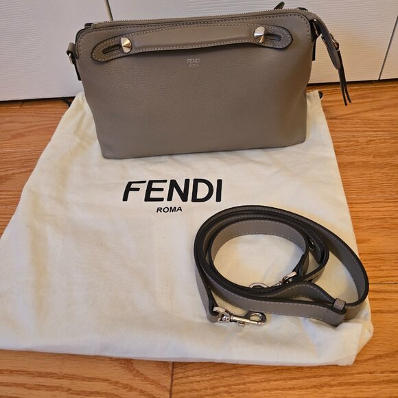 Fendi by the way - Picture 2 of 13